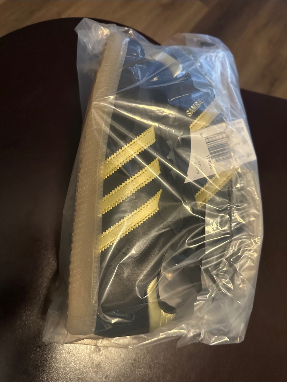 Adidas Black and Gold Samba Classic Sneakers. No original box. - Picture 16 of 16